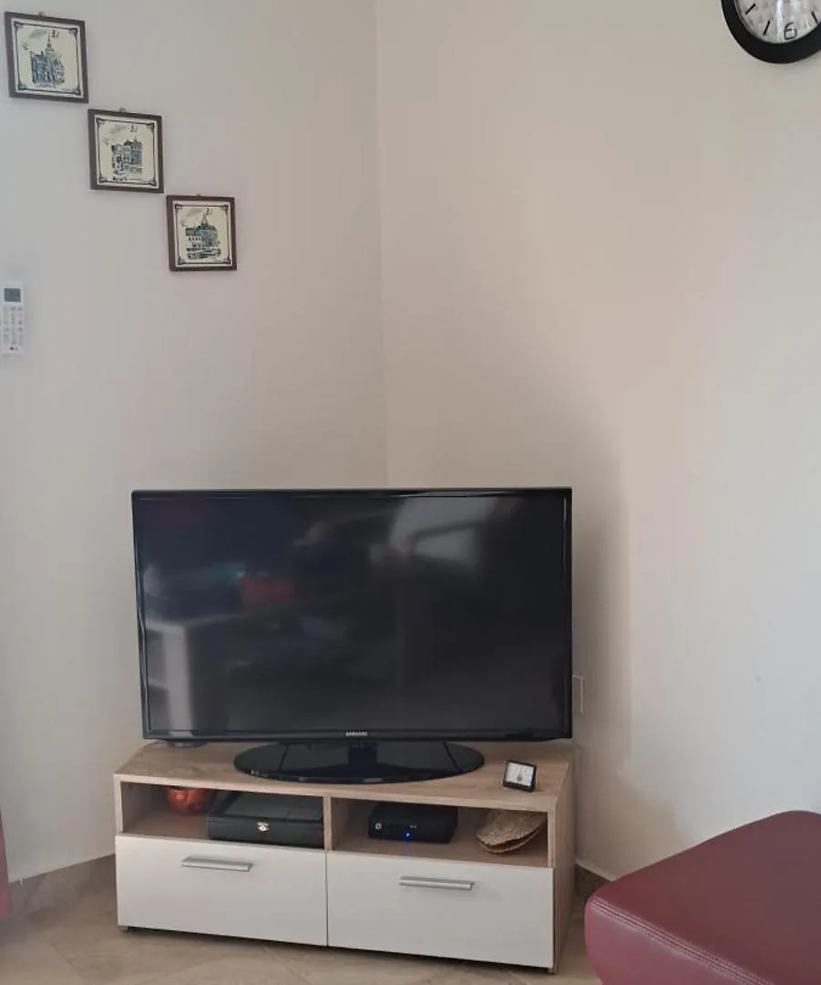 Appartement Lois Met Airco Wifi En Zwembad Novigrad Istria Kroatien